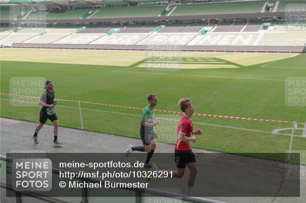 13.09.2026 - 21. swb-Marathon Bremen Michael Burmester http://msf.ph/oto/10326291 13.09.2026 12:55:47 Laufen im Stadion 161, 201, 205, 307, 388, 411, 431, 461, 465, 495, 655, 854, 876, 913, 926, 948, 1053, 1058, 1197, 1390, 1537, 1599, 1645, 1750, 1972, 2001, 2040, 2122, 2125, 2234, 2251, 2260, 2319, 2383, 2390, 2473, 2474, 2535, 2604, 2733, 2801, 2812, 2870, 2922, 2948, 3012, 3057, 3119, 3134, 3175, 3192, 3202, 3206, 3241, 3246, 3290, 3346, 3348, 3356, 3411, 3508, 3706, 3716, 3836, 4135, 4137, 4171, 4413, 4479, 4733, 5277, 5430, 5530, 5695, 5867, 6106 meine-sportfotos.de