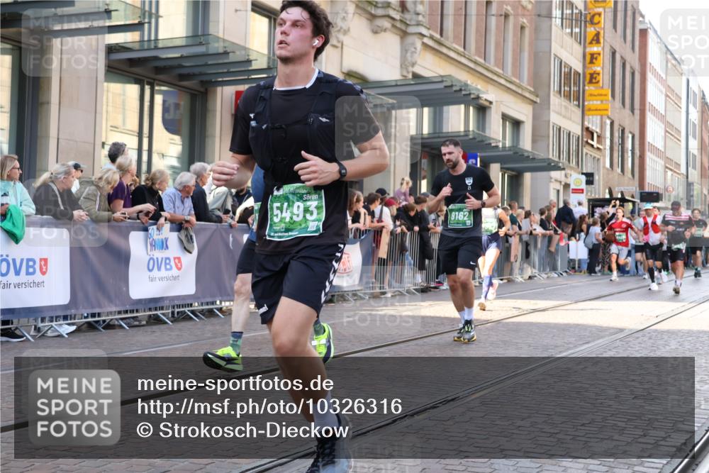 13.09.2026 - 21. swb-Marathon Bremen Strokosch-Dieckow http://msf.ph/oto/10326316 13.09.2026 13:20:15 Ziel 201, 232, 334, 541, 769, 876, 1197, 1528, 1646, 2493, 2577, 2953, 3813, 4174, 4351, 4357, 4358, 4482, 5137, 5450, 5493, 5855, 6177, 6495, 6496, 7411, 8141, 8178, 8804, 9047, 9162, 9691, 9721, 9949, 13126, 13222, 205, 431, 495, 511, 655, 1058, 1252, 1390, 1537, 1551, 1750, 1931, 1972, 2122, 2343, 2807, 2885, 2903, 3240, 3685, 3690, 4287, 5340, 5389, 5583, 5813, 5837, 6663, 6901, 7018, 7341, 7404, 7488, 7531, 7664, 9518, 9756, 13192 meine-sportfotos.de