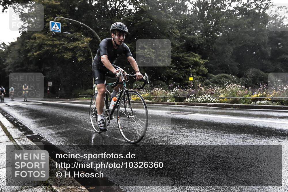 13.09.2026 - Stadtparktriathlon H.Heesch http://msf.ph/oto/10326360 13.09.2026 11:42:29 Radfahren 722, 778, 780, 821, 862, 867, 878, 879 meine-sportfotos.de