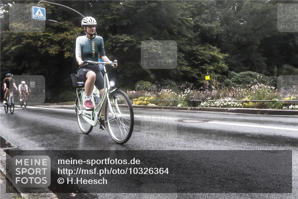 13.09.2026 - Stadtparktriathlon H.Heesch http://msf.ph/oto/10326364 13.09.2026 12:54:18 Radfahren 1140, 1170, 1189, 1204, 1242 meine-sportfotos.de