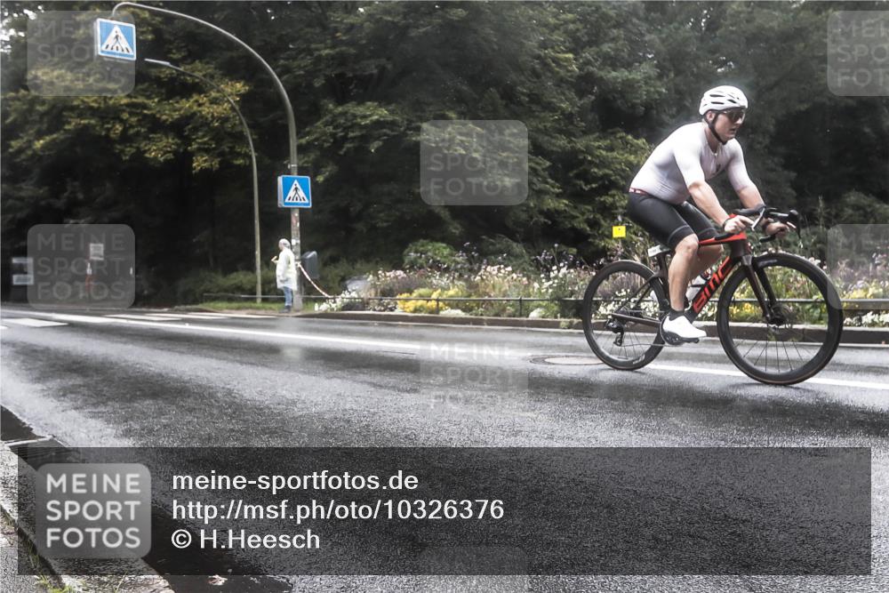 13.09.2026 - Stadtparktriathlon H.Heesch http://msf.ph/oto/10326376 13.09.2026 12:54:19 Radfahren 1140, 1170, 1189, 1204, 1242, 1273 meine-sportfotos.de