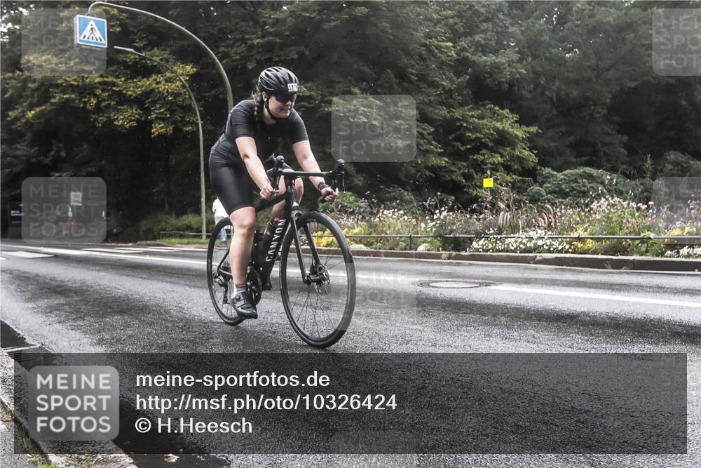 13.09.2026 - Stadtparktriathlon H.Heesch http://msf.ph/oto/10326424 13.09.2026 12:54:53 Radfahren 1179, 1217, 1258 meine-sportfotos.de