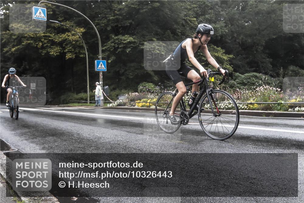 13.09.2026 - Stadtparktriathlon H.Heesch http://msf.ph/oto/10326443 13.09.2026 12:54:59 Radfahren 1108, 1153, 1158, 1224, 1258, 1286, 1417 meine-sportfotos.de