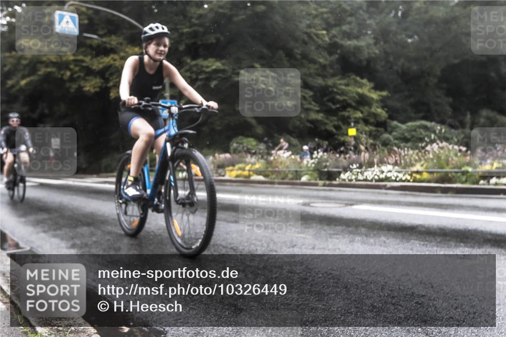 13.09.2026 - Stadtparktriathlon H.Heesch http://msf.ph/oto/10326449 13.09.2026 12:55:00 Radfahren 1108, 1153, 1158, 1224, 1286, 1417 meine-sportfotos.de