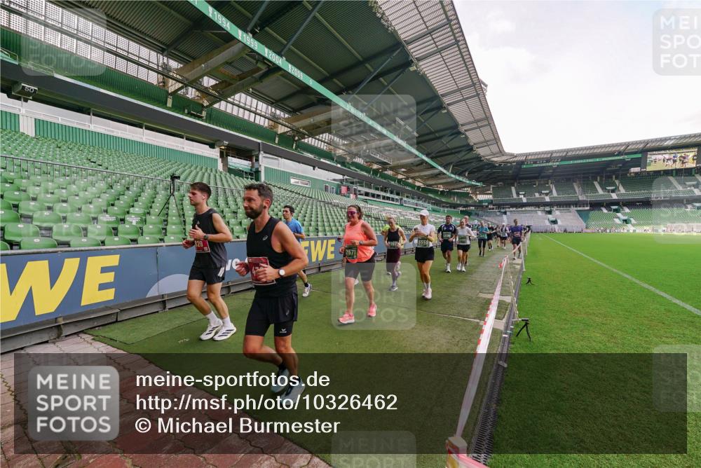 13.09.2026 - 21. swb-Marathon Bremen Michael Burmester http://msf.ph/oto/10326462 13.09.2026 13:30:34 Laufen im Stadion 122, 171, 224, 295, 297, 405, 476, 639, 754, 767, 806, 840, 1114, 1217, 1242, 1270, 1314, 1329, 1529, 1615, 1633, 1634, 1775, 1810, 1811, 1886, 1983, 2216, 2238, 2242, 2249, 2263, 2368, 2372, 2436, 2449, 2546, 2615, 2629, 2637, 2643, 2677, 2719, 2738, 2740, 2830, 2869, 2871, 2877, 2918, 2952, 2994, 3038, 3053, 3094, 3101, 3129, 3227, 3274, 3286, 3361, 3401, 3426, 3563, 3605, 3723, 3758, 3873, 3876, 3898, 3918, 3929, 3965, 3971, 4011, 4056, 357 meine-sportfotos.de