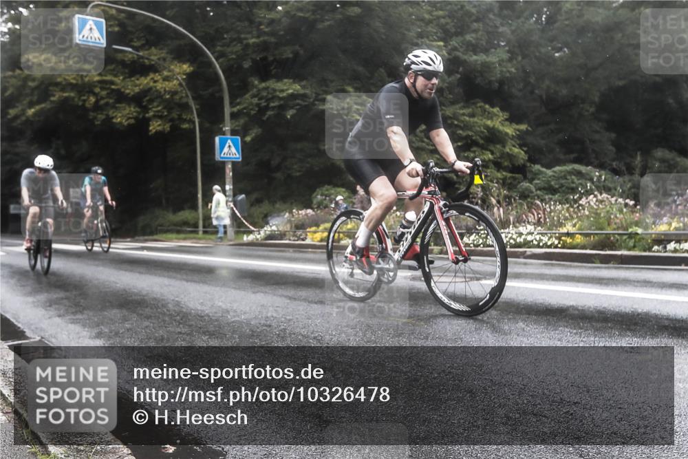 13.09.2026 - Stadtparktriathlon H.Heesch http://msf.ph/oto/10326478 13.09.2026 12:55:17 Radfahren 1072, 1076, 1129, 1218, 1405 meine-sportfotos.de
