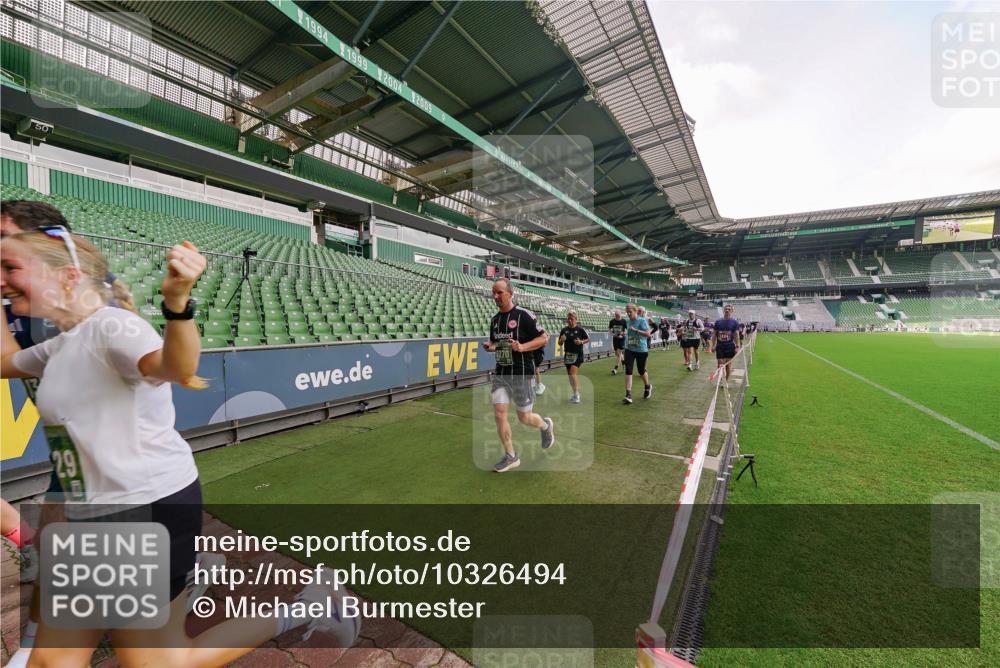 13.09.2026 - 21. swb-Marathon Bremen Michael Burmester http://msf.ph/oto/10326494 13.09.2026 13:30:38 Laufen im Stadion 122, 171, 224, 295, 297, 405, 639, 754, 767, 806, 840, 1114, 1217, 1242, 1270, 1314, 1329, 1529, 1633, 1634, 1775, 1810, 1811, 1886, 1983, 2216, 2238, 2242, 2249, 2263, 2368, 2372, 2436, 2449, 2546, 2615, 2629, 2637, 2643, 2677, 2719, 2738, 2740, 2830, 2869, 2871, 2877, 2918, 2952, 2994, 3038, 3053, 3094, 3101, 3129, 3227, 3286, 3401, 3426, 3563, 3605, 3723, 3758, 3873, 3876, 3898, 3918, 3929, 3965, 4011, 4056, 357 meine-sportfotos.de