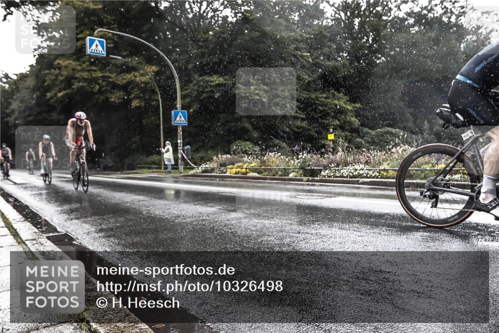 13.09.2026 - Stadtparktriathlon H.Heesch http://msf.ph/oto/10326498 13.09.2026 11:44:06 Radfahren 713, 762, 823, 832, 849, 886, 894, 963 meine-sportfotos.de