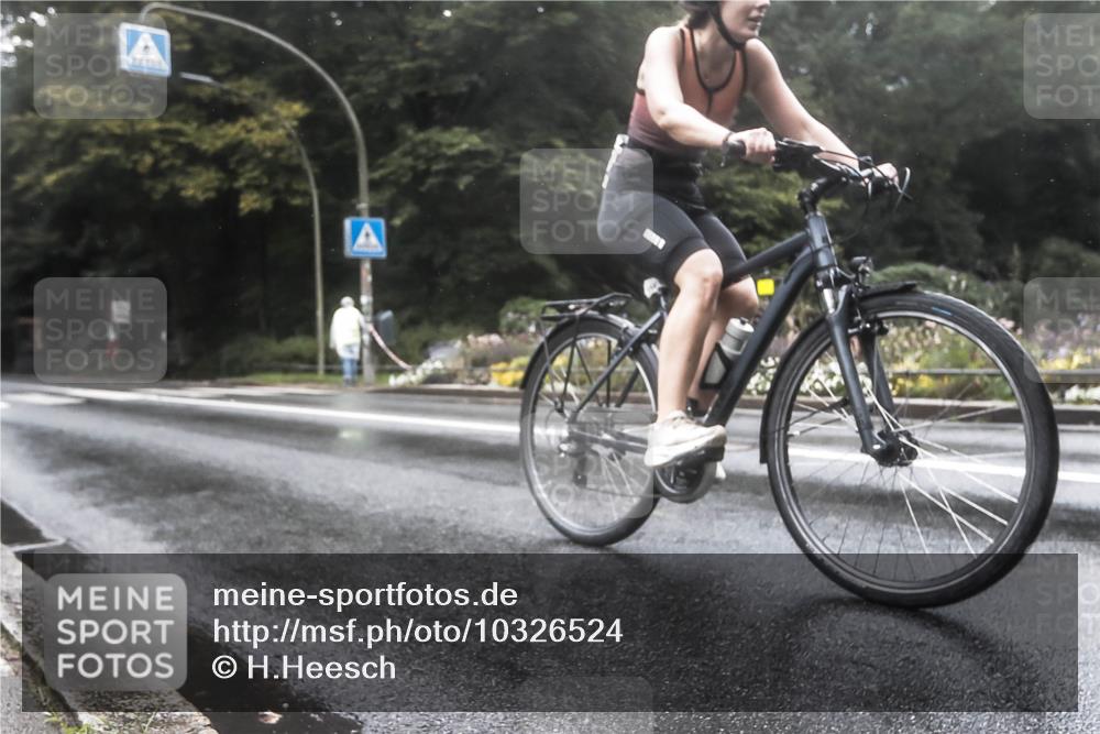 13.09.2026 - Stadtparktriathlon H.Heesch http://msf.ph/oto/10326524 13.09.2026 12:55:26 Radfahren 1149, 1269 meine-sportfotos.de
