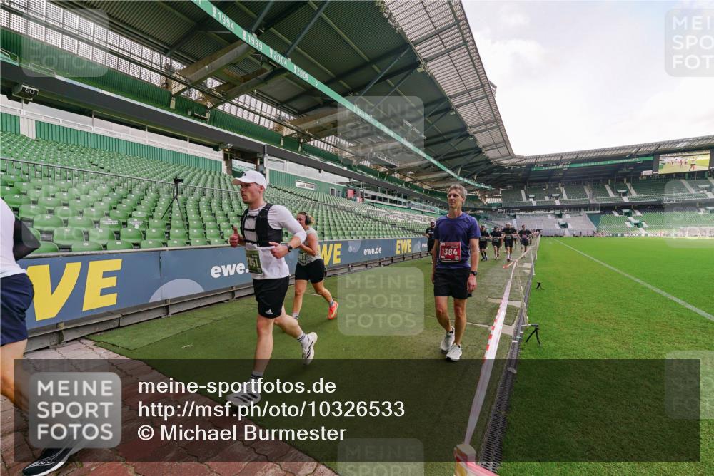 13.09.2026 - 21. swb-Marathon Bremen Michael Burmester http://msf.ph/oto/10326533 13.09.2026 13:30:43 Laufen im Stadion 122, 171, 224, 295, 297, 405, 487, 639, 767, 806, 840, 965, 1114, 1217, 1242, 1270, 1314, 1329, 1529, 1633, 1634, 1775, 1810, 1811, 1886, 1983, 2216, 2238, 2242, 2249, 2263, 2368, 2372, 2436, 2449, 2546, 2615, 2629, 2637, 2643, 2677, 2719, 2726, 2738, 2740, 2830, 2869, 2871, 2877, 2918, 2952, 2994, 3038, 3053, 3094, 3101, 3129, 3227, 3286, 3401, 3426, 3563, 3605, 3723, 3758, 3873, 3876, 3898, 3918, 3929, 4011, 4056, 357 meine-sportfotos.de