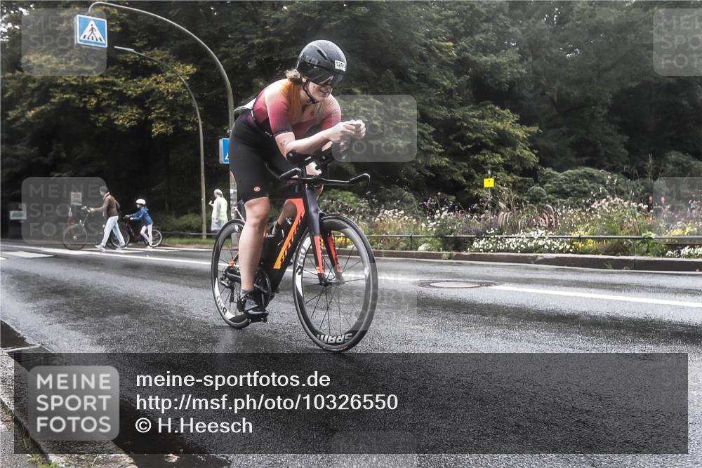13.09.2026 - Stadtparktriathlon H.Heesch http://msf.ph/oto/10326550 13.09.2026 12:56:07 Radfahren 1200, 1234, 1291, 1297 meine-sportfotos.de
