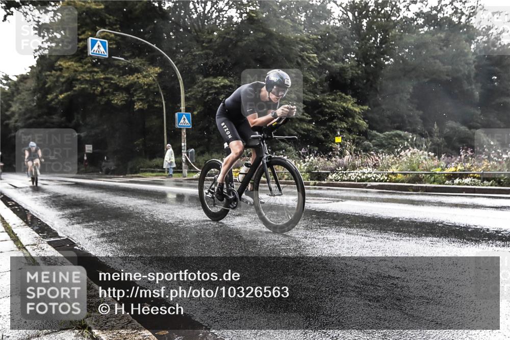 13.09.2026 - Stadtparktriathlon H.Heesch http://msf.ph/oto/10326563 13.09.2026 11:44:19 Radfahren 716, 819, 833, 844, 864, 896, 906, 923 meine-sportfotos.de