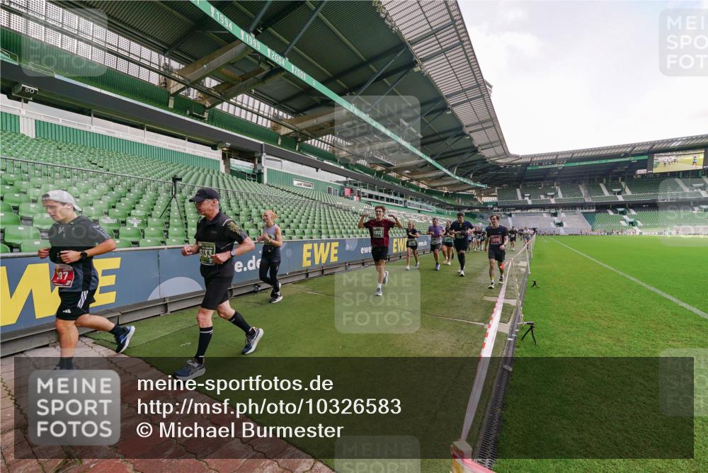 13.09.2026 - 21. swb-Marathon Bremen Michael Burmester http://msf.ph/oto/10326583 13.09.2026 13:30:49 Laufen im Stadion 122, 171, 224, 295, 297, 405, 487, 639, 767, 806, 840, 965, 1114, 1217, 1242, 1270, 1314, 1329, 1529, 1633, 1634, 1775, 1810, 1811, 1886, 1904, 1983, 2216, 2238, 2242, 2249, 2263, 2368, 2372, 2436, 2449, 2546, 2615, 2629, 2637, 2643, 2677, 2719, 2726, 2738, 2740, 2830, 2869, 2871, 2877, 2918, 2952, 2994, 3038, 3053, 3094, 3101, 3227, 3286, 3401, 3426, 3563, 3605, 3723, 3873, 3876, 3898, 3918, 3929, 4056, 357 meine-sportfotos.de