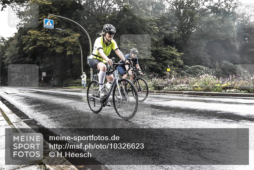13.09.2026 - Stadtparktriathlon H.Heesch http://msf.ph/oto/10326623 13.09.2026 11:44:42 Radfahren 709, 720, 790, 806, 815, 853 meine-sportfotos.de