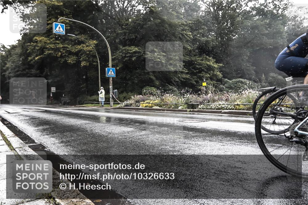 13.09.2026 - Stadtparktriathlon H.Heesch http://msf.ph/oto/10326633 13.09.2026 11:44:42 Radfahren 709, 720, 790, 806, 815, 853 meine-sportfotos.de