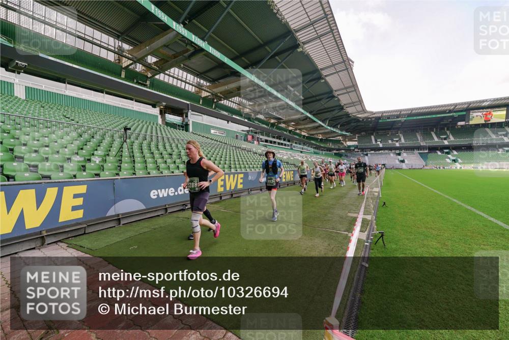 13.09.2026 - 21. swb-Marathon Bremen Michael Burmester http://msf.ph/oto/10326694 13.09.2026 13:31:02 Laufen im Stadion 122, 171, 224, 295, 297, 405, 487, 639, 767, 806, 840, 965, 1114, 1142, 1242, 1310, 1314, 1329, 1529, 1633, 1634, 1775, 1810, 1811, 1869, 1886, 1892, 1904, 1983, 2216, 2238, 2242, 2249, 2263, 2368, 2372, 2449, 2615, 2629, 2637, 2643, 2677, 2719, 2726, 2738, 2830, 2869, 2871, 2877, 2918, 2945, 2952, 2994, 3038, 3053, 3094, 3101, 3140, 3223, 3227, 3286, 3401, 3426, 3644, 3723, 3736, 3873, 3876, 3898, 3918, 3929, 3944, 4056, 357 meine-sportfotos.de