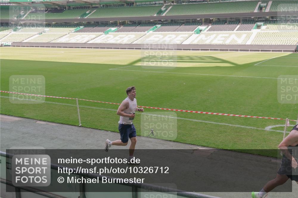 13.09.2026 - 21. swb-Marathon Bremen Michael Burmester http://msf.ph/oto/10326712 13.09.2026 12:56:17 Laufen im Stadion 205, 307, 388, 411, 431, 465, 495, 655, 769, 854, 857, 876, 913, 926, 948, 1058, 1130, 1197, 1390, 1537, 1599, 1601, 1645, 1750, 1972, 2001, 2040, 2122, 2125, 2234, 2251, 2260, 2319, 2383, 2473, 2474, 2493, 2535, 2604, 2634, 2640, 2671, 2761, 2812, 2948, 3057, 3078, 3119, 3175, 3192, 3202, 3246, 3290, 3346, 3348, 3411, 3450, 3458, 3508, 3514, 3634, 3706, 3716, 3813, 3836, 4135, 4137, 4171, 4413, 4479, 4733, 5277, 5430, 5530, 5695, 5867, 6106 meine-sportfotos.de