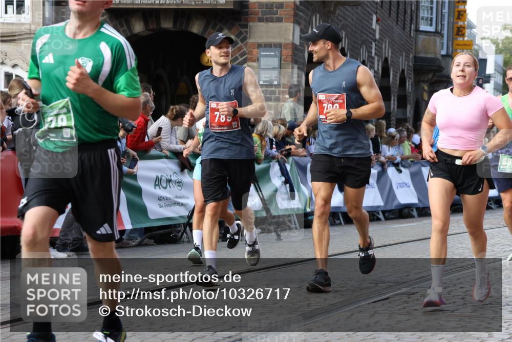 13.09.2026 - 21. swb-Marathon Bremen Strokosch-Dieckow http://msf.ph/oto/10326717 13.09.2026 13:24:57 Ziel 282, 789, 790, 1516, 1582, 2280, 3375, 3524, 3994, 4198, 4277, 5328, 5572, 5664, 5668, 5669, 5953, 6080, 6626, 7568, 8310, 8636, 8784, 8881, 9264, 9541, 9676, 10069, 10071, 10097, 1080, 1166, 1264, 1436, 1448, 2322, 3105, 4091, 4113, 4507, 4918, 6943, 8245, 9073, 9152, 9360, 9493, 13088 meine-sportfotos.de
