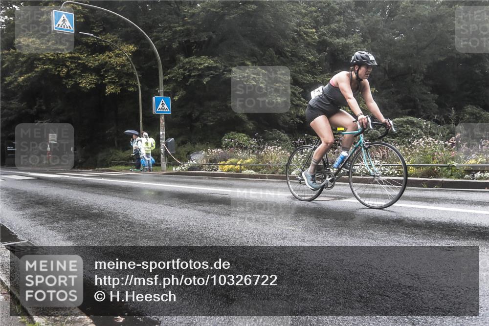 13.09.2026 - Stadtparktriathlon H.Heesch http://msf.ph/oto/10326722 13.09.2026 12:57:12 Radfahren 1198, 1265, 1346 meine-sportfotos.de