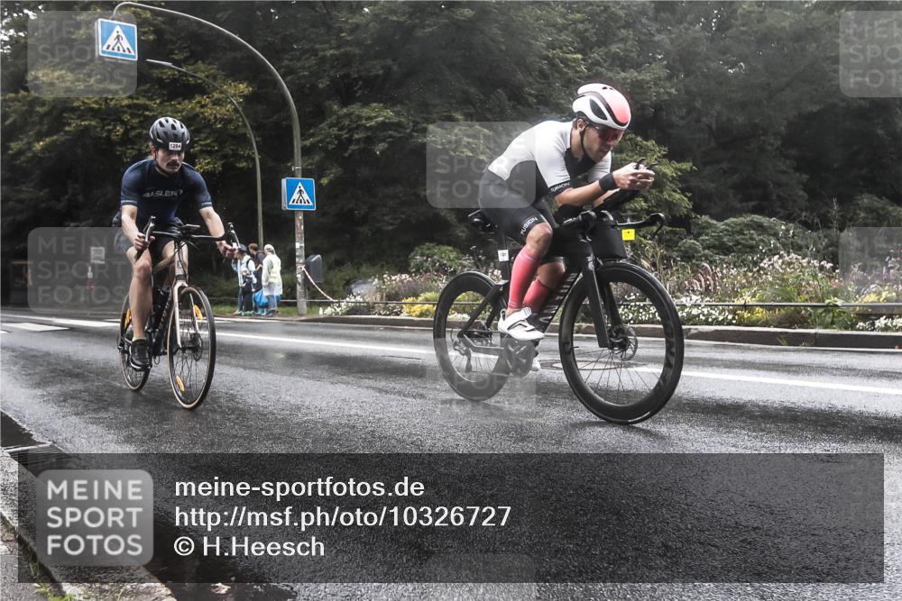 13.09.2026 - Stadtparktriathlon H.Heesch http://msf.ph/oto/10326727 13.09.2026 12:57:18 Radfahren 1284, 1301, 1333 meine-sportfotos.de