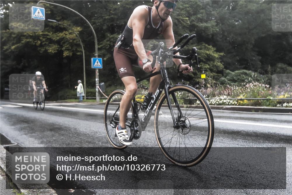 13.09.2026 - Stadtparktriathlon H.Heesch http://msf.ph/oto/10326773 13.09.2026 12:57:54 Radfahren 1128, 1162, 1276, 1377 meine-sportfotos.de