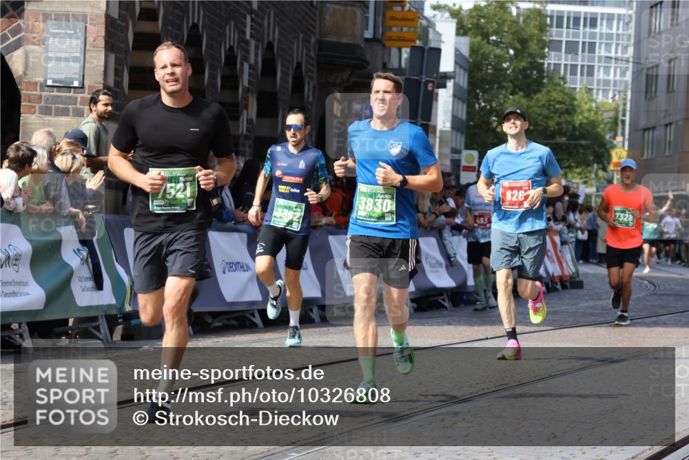 13.09.2026 - 21. swb-Marathon Bremen Strokosch-Dieckow http://msf.ph/oto/10326808 13.09.2026 13:12:13 Ziel 493, 826, 863, 2444, 3336, 4368, 4651, 4698, 5521, 5585, 5893, 6668, 8996, 9398, 13055, 899, 1517, 2480, 3362, 3830, 4560, 7328, 7521, 8981 meine-sportfotos.de