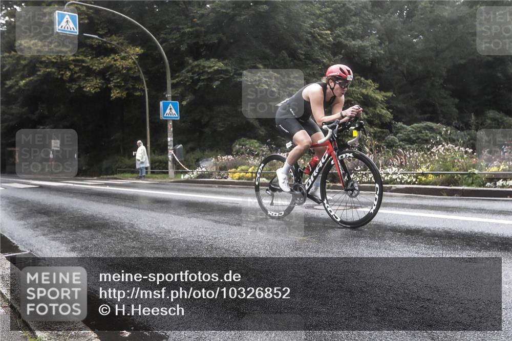 13.09.2026 - Stadtparktriathlon H.Heesch http://msf.ph/oto/10326852 13.09.2026 12:58:15 Radfahren 1244, 1278, 1352, 1359, 1385, 1420 meine-sportfotos.de