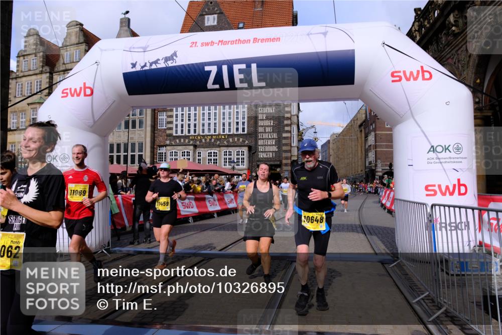 13.09.2026 - 21. swb-Marathon Bremen Tim E. http://msf.ph/oto/10326895 13.09.2026 11:01:42 Ziel 10181, 10560, 10647, 10648, 10678, 11260, 11306, 11324, 11459, 11467, 11550, 11551, 11666, 11751, 11788, 11796, 11798, 11813, 11816, 11969, 11970, 12047, 12062, 12245, 12390, 12391 meine-sportfotos.de