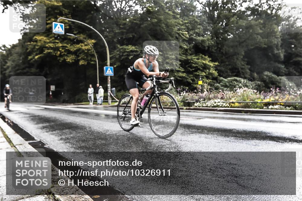 13.09.2026 - Stadtparktriathlon H.Heesch http://msf.ph/oto/10326911 13.09.2026 11:47:36 Radfahren 761, 801, 840 meine-sportfotos.de