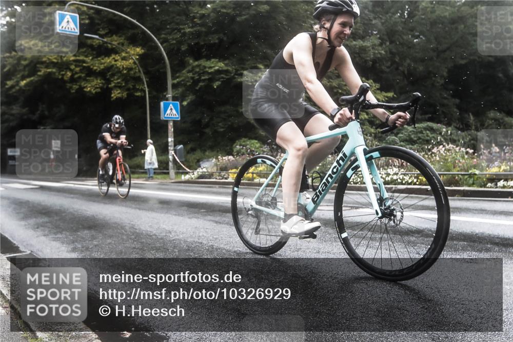 13.09.2026 - Stadtparktriathlon H.Heesch http://msf.ph/oto/10326929 13.09.2026 12:59:01 Radfahren 1118, 1317, 1344, 1401 meine-sportfotos.de