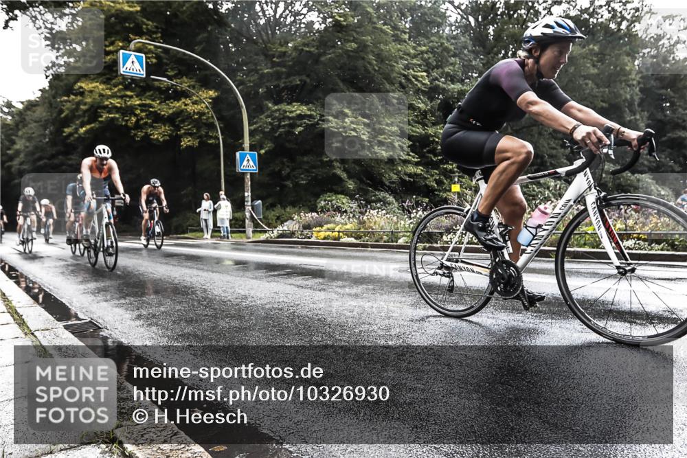13.09.2026 - Stadtparktriathlon H.Heesch http://msf.ph/oto/10326930 13.09.2026 11:47:45 Radfahren 736, 776, 779, 818, 831, 873, 885, 948 meine-sportfotos.de