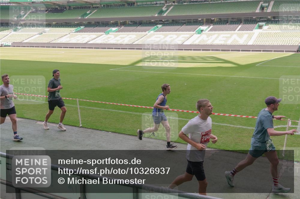 13.09.2026 - 21. swb-Marathon Bremen Michael Burmester http://msf.ph/oto/10326937 13.09.2026 12:56:37 Laufen im Stadion 205, 307, 411, 431, 465, 655, 769, 776, 854, 857, 876, 913, 926, 948, 1058, 1130, 1254, 1537, 1601, 1645, 1750, 1809, 1900, 1972, 2001, 2040, 2051, 2075, 2122, 2260, 2319, 2402, 2473, 2493, 2535, 2604, 2634, 2640, 2671, 2761, 2812, 2904, 2948, 3057, 3078, 3119, 3192, 3202, 3290, 3348, 3411, 3450, 3458, 3508, 3514, 3634, 3706, 3760, 3813, 3836, 3939, 4101, 4135, 4137, 4171, 4174, 4316, 4413, 4479, 4733, 5277, 5430, 5530, 5695, 5867, 6106 meine-sportfotos.de