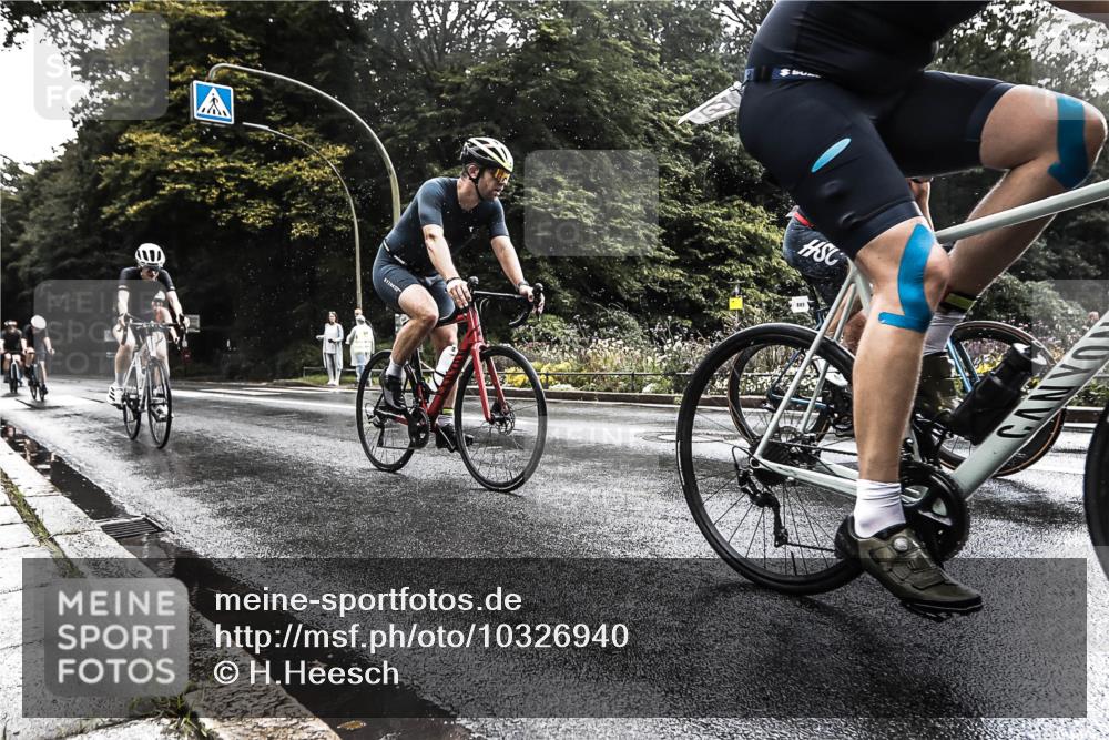 13.09.2026 - Stadtparktriathlon H.Heesch http://msf.ph/oto/10326940 13.09.2026 11:47:45 Radfahren 736, 776, 779, 818, 831, 873, 885, 948 meine-sportfotos.de