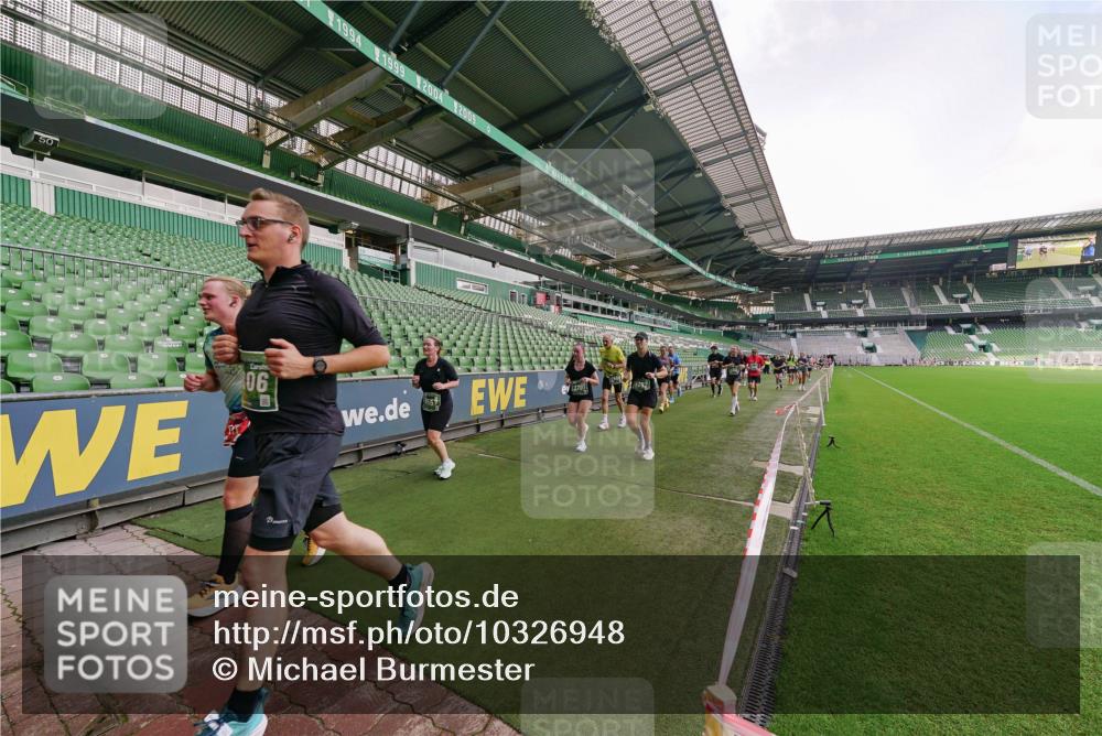 13.09.2026 - 21. swb-Marathon Bremen Michael Burmester http://msf.ph/oto/10326948 13.09.2026 13:31:34 Laufen im Stadion 122, 224, 295, 297, 344, 386, 487, 617, 639, 806, 840, 965, 1114, 1133, 1142, 1310, 1314, 1326, 1329, 1427, 1529, 1775, 1801, 1810, 1811, 1869, 1892, 1897, 1904, 2216, 2242, 2249, 2253, 2270, 2274, 2344, 2368, 2372, 2523, 2556, 2615, 2629, 2637, 2643, 2677, 2719, 2726, 2869, 2871, 2877, 2918, 2945, 2952, 2994, 3038, 3094, 3101, 3140, 3223, 3227, 3350, 3379, 3401, 3426, 3572, 3644, 3723, 3736, 3746, 3873, 3876, 3918, 3944, 357 meine-sportfotos.de
