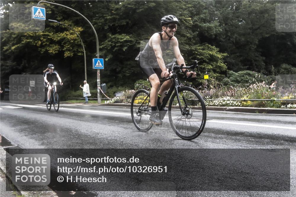 13.09.2026 - Stadtparktriathlon H.Heesch http://msf.ph/oto/10326951 13.09.2026 12:59:05 Radfahren 1118, 1249, 1264, 1344, 1391, 1401 meine-sportfotos.de