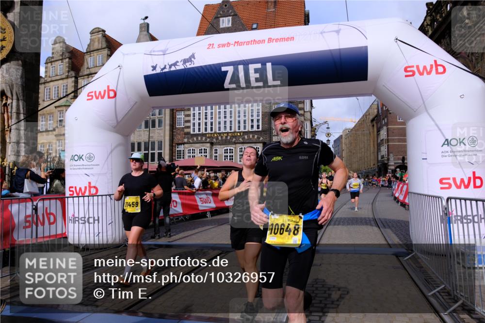 13.09.2026 - 21. swb-Marathon Bremen Tim E. http://msf.ph/oto/10326957 13.09.2026 11:01:42 Ziel 10181, 10560, 10647, 10648, 10678, 11260, 11306, 11324, 11459, 11467, 11550, 11551, 11666, 11751, 11788, 11796, 11798, 11813, 11816, 11969, 11970, 12047, 12062, 12245, 12390, 12391 meine-sportfotos.de