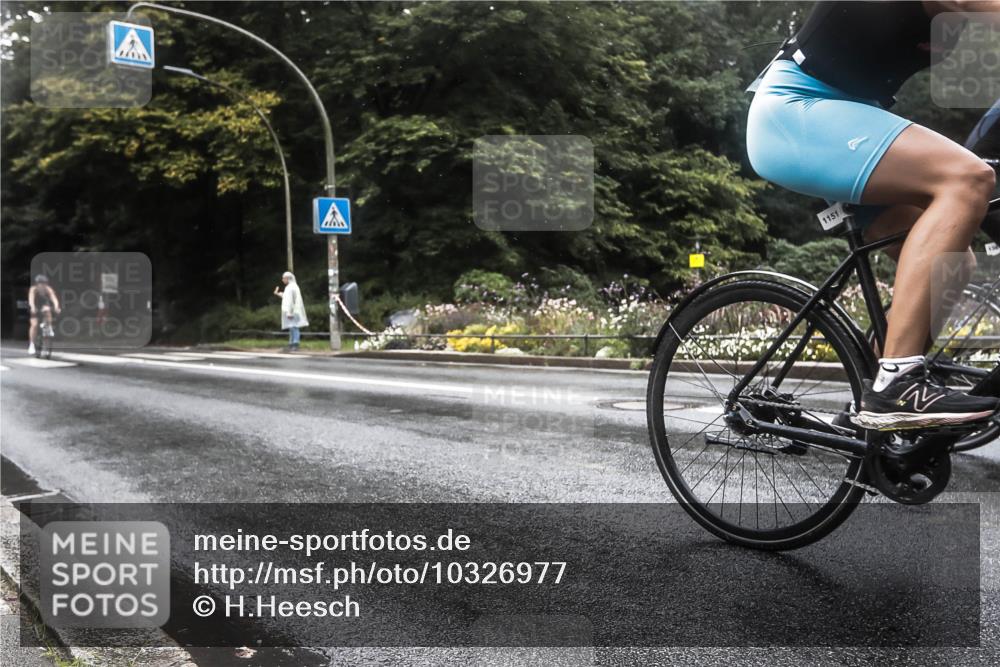 13.09.2026 - Stadtparktriathlon H.Heesch http://msf.ph/oto/10326977 13.09.2026 12:59:16 Radfahren 1070, 1151, 1219, 1292, 1381 meine-sportfotos.de