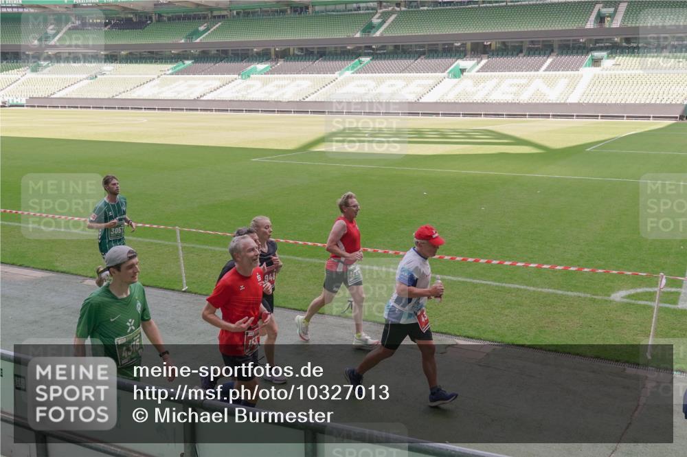 13.09.2026 - 21. swb-Marathon Bremen Michael Burmester http://msf.ph/oto/10327013 13.09.2026 12:56:42 Laufen im Stadion 307, 411, 431, 465, 655, 769, 776, 854, 857, 876, 913, 926, 948, 1010, 1058, 1130, 1254, 1537, 1601, 1645, 1750, 1809, 1900, 1972, 2001, 2040, 2051, 2075, 2122, 2260, 2319, 2324, 2402, 2473, 2493, 2535, 2604, 2634, 2640, 2671, 2761, 2812, 2904, 2948, 3051, 3057, 3078, 3119, 3192, 3202, 3290, 3348, 3411, 3450, 3458, 3508, 3514, 3634, 3706, 3760, 3813, 3939, 4101, 4135, 4137, 4171, 4174, 4316, 4413, 4479, 4733, 5277, 5430, 5530, 5695, 5867, 6106 meine-sportfotos.de