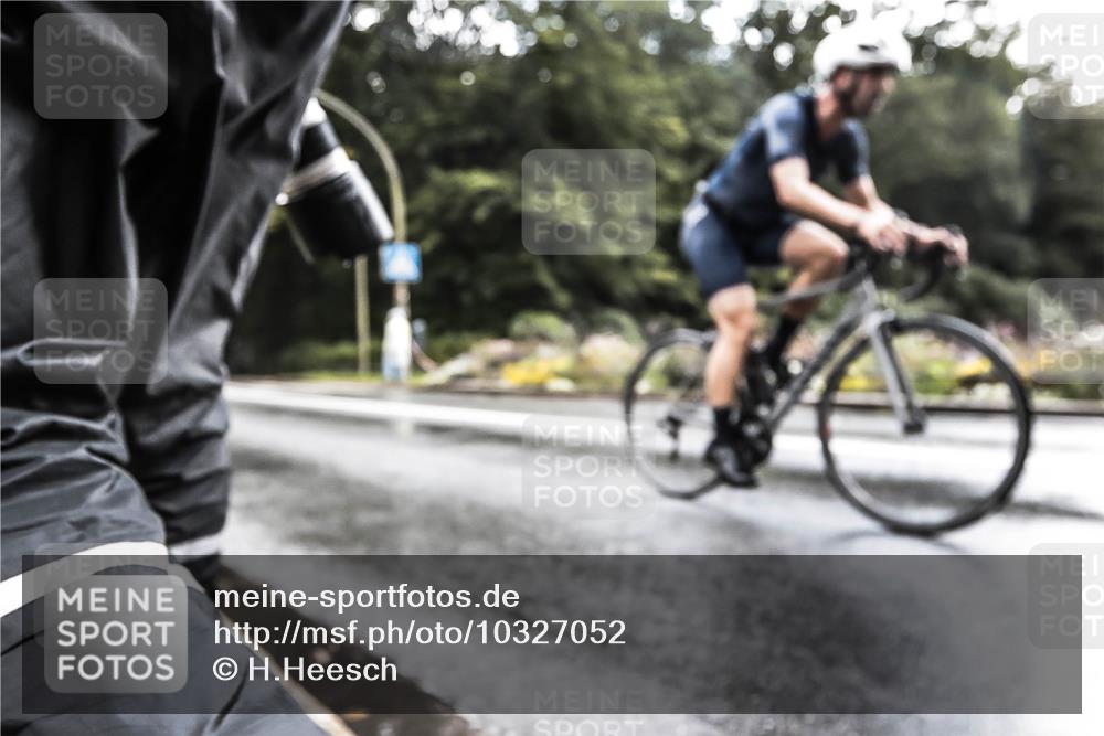 13.09.2026 - Stadtparktriathlon H.Heesch http://msf.ph/oto/10327052 13.09.2026 11:48:55 Radfahren 867 meine-sportfotos.de