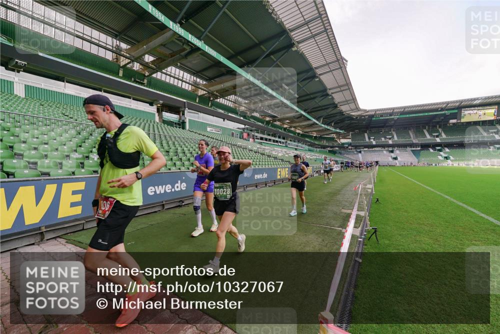 13.09.2026 - 21. swb-Marathon Bremen Michael Burmester http://msf.ph/oto/10327067 13.09.2026 13:31:45 Laufen im Stadion 122, 224, 295, 344, 386, 487, 490, 617, 639, 690, 806, 840, 965, 1114, 1133, 1142, 1310, 1314, 1326, 1329, 1427, 1529, 1775, 1801, 1869, 1892, 1897, 1904, 1923, 2216, 2242, 2249, 2253, 2270, 2274, 2320, 2344, 2368, 2372, 2456, 2523, 2556, 2629, 2637, 2643, 2649, 2677, 2719, 2726, 2848, 2869, 2871, 2877, 2918, 2945, 2952, 2994, 3038, 3094, 3101, 3140, 3223, 3350, 3379, 3401, 3426, 3572, 3644, 3723, 3736, 3746, 3873, 3876, 3918, 3944, 357 meine-sportfotos.de