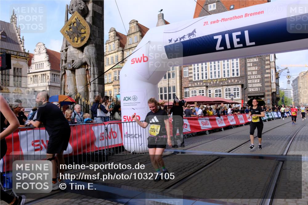 13.09.2026 - 21. swb-Marathon Bremen Tim E. http://msf.ph/oto/10327105 13.09.2026 11:01:50 Ziel 10181, 10251, 10332, 10497, 10560, 10647, 10648, 10678, 11075, 11150, 11305, 11324, 11459, 11467, 11550, 11551, 11666, 11788, 11796, 11798, 11969, 11970, 11985, 11986, 12047, 12062 meine-sportfotos.de