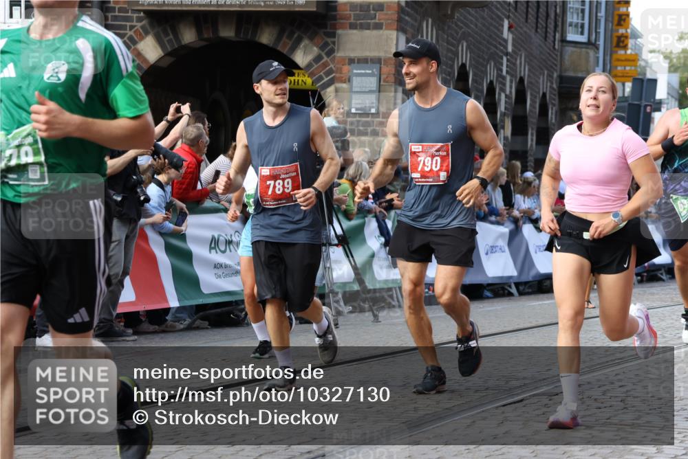 13.09.2026 - 21. swb-Marathon Bremen Strokosch-Dieckow http://msf.ph/oto/10327130 13.09.2026 13:24:57 Ziel 282, 789, 790, 1516, 1582, 2280, 3375, 3524, 3994, 4198, 4277, 5328, 5572, 5664, 5668, 5669, 5953, 6080, 6626, 7568, 8310, 8636, 8784, 8881, 9264, 9541, 9676, 10069, 10071, 10097, 1080, 1166, 1264, 1436, 1448, 2322, 3105, 4091, 4113, 4507, 4918, 6943, 8245, 9073, 9152, 9360, 9493, 13088 meine-sportfotos.de