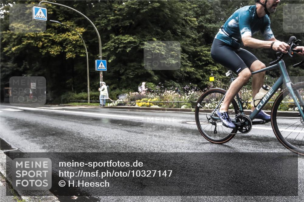 13.09.2026 - Stadtparktriathlon H.Heesch http://msf.ph/oto/10327147 13.09.2026 13:00:34 Radfahren 1370 meine-sportfotos.de