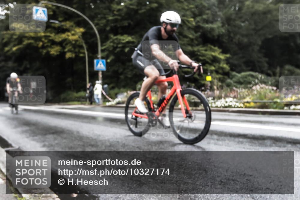 13.09.2026 - Stadtparktriathlon H.Heesch http://msf.ph/oto/10327174 13.09.2026 13:00:48 Radfahren 1230, 1274, 1282, 1285, 1314, 1341 meine-sportfotos.de