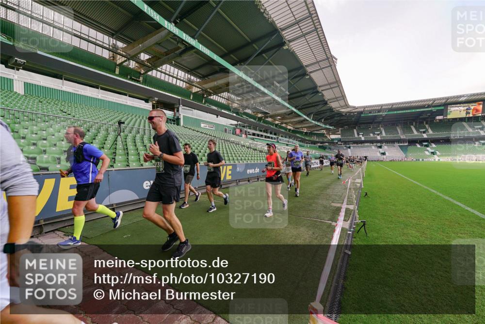 13.09.2026 - 21. swb-Marathon Bremen Michael Burmester http://msf.ph/oto/10327190 13.09.2026 13:32:05 Laufen im Stadion 122, 224, 295, 344, 350, 386, 487, 490, 617, 639, 690, 786, 787, 806, 840, 965, 1114, 1133, 1142, 1292, 1310, 1314, 1326, 1329, 1377, 1427, 1529, 1775, 1801, 1869, 1892, 1897, 1904, 1923, 2216, 2230, 2231, 2253, 2270, 2274, 2320, 2344, 2368, 2372, 2374, 2456, 2514, 2523, 2539, 2556, 2629, 2637, 2643, 2649, 2677, 2719, 2726, 2769, 2848, 2877, 2945, 2952, 3014, 3038, 3094, 3101, 3140, 3223, 3350, 3379, 3401, 3426, 3572, 3644, 3723, 3736, 3746, 3873, 3918, 3944, 357 meine-sportfotos.de