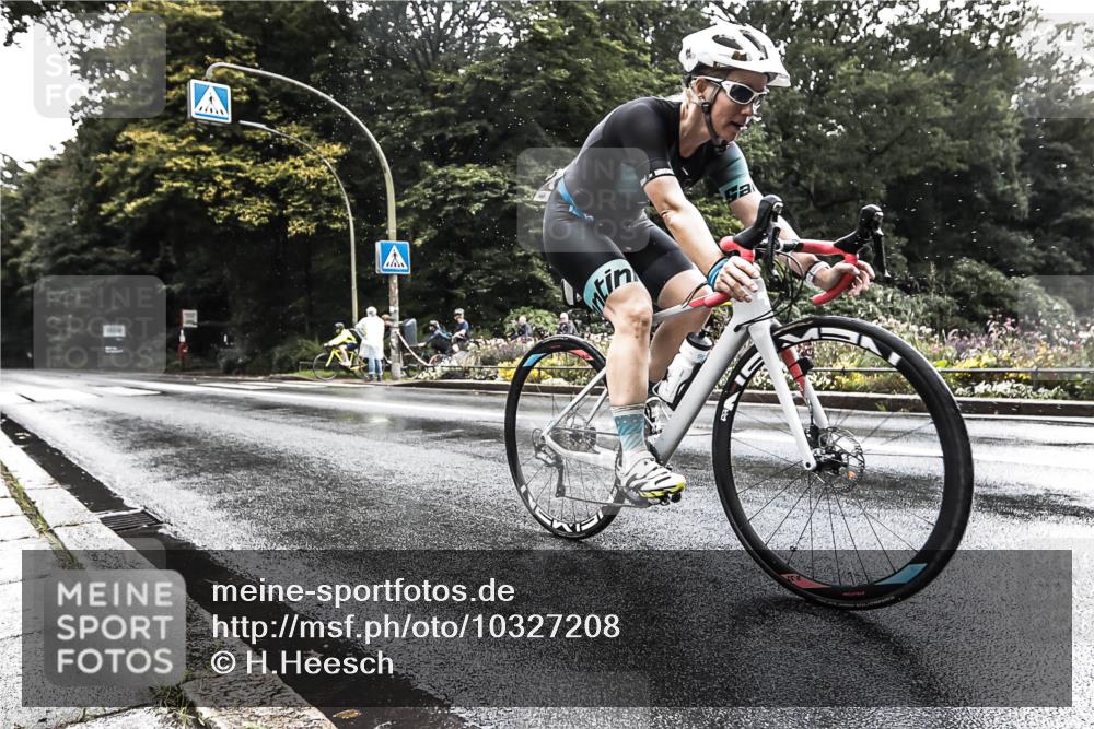 13.09.2026 - Stadtparktriathlon H.Heesch http://msf.ph/oto/10327208 13.09.2026 11:50:05 Radfahren 820 meine-sportfotos.de
