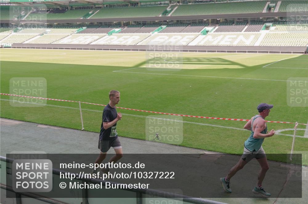 13.09.2026 - 21. swb-Marathon Bremen Michael Burmester http://msf.ph/oto/10327222 13.09.2026 12:56:57 Laufen im Stadion 307, 334, 411, 431, 465, 655, 769, 776, 854, 857, 876, 909, 913, 926, 948, 1010, 1058, 1130, 1254, 1535, 1537, 1601, 1645, 1750, 1809, 1881, 1900, 1972, 2001, 2040, 2051, 2075, 2122, 2260, 2324, 2371, 2402, 2423, 2473, 2493, 2535, 2604, 2634, 2640, 2671, 2761, 2812, 2903, 2904, 2948, 3051, 3057, 3078, 3119, 3192, 3202, 3290, 3348, 3411, 3450, 3458, 3508, 3514, 3634, 3685, 3690, 3760, 3813, 3866, 3939, 4101, 4135, 4171, 4174, 4316, 4413, 4479, 4733, 5277, 5430, 5530, 5695, 5867 meine-sportfotos.de