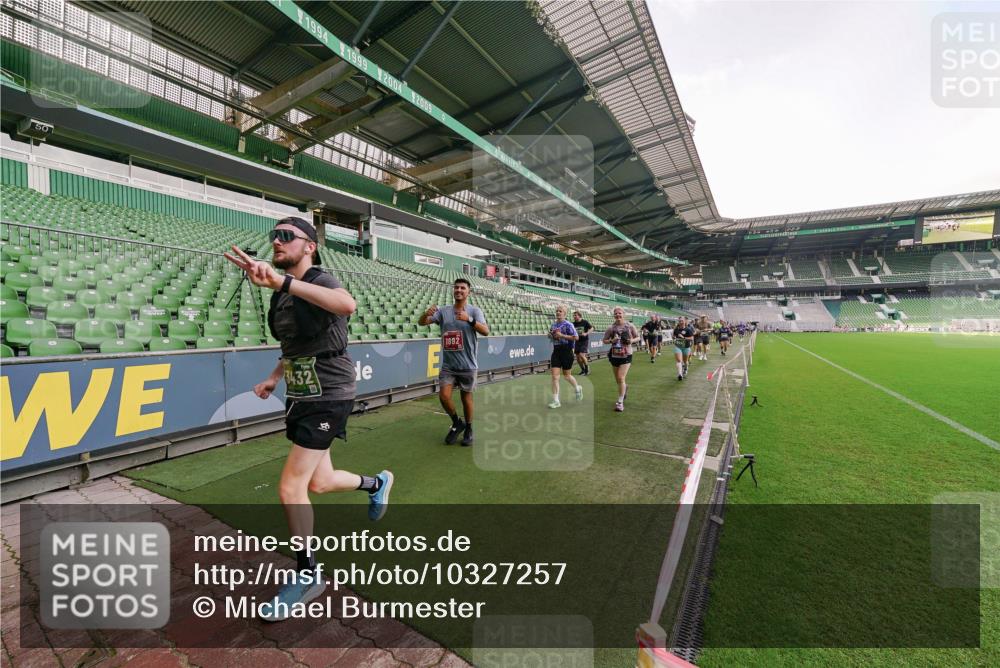 13.09.2026 - 21. swb-Marathon Bremen Michael Burmester http://msf.ph/oto/10327257 13.09.2026 13:32:10 Laufen im Stadion 122, 224, 295, 344, 350, 386, 487, 490, 617, 639, 690, 786, 787, 840, 965, 1114, 1133, 1142, 1292, 1310, 1314, 1326, 1329, 1377, 1427, 1529, 1591, 1592, 1775, 1801, 1869, 1892, 1897, 1904, 1923, 2216, 2230, 2231, 2253, 2270, 2274, 2320, 2344, 2368, 2372, 2374, 2456, 2514, 2523, 2539, 2556, 2616, 2629, 2630, 2643, 2649, 2677, 2719, 2726, 2769, 2848, 2877, 2945, 2952, 3014, 3038, 3094, 3101, 3140, 3223, 3350, 3379, 3401, 3426, 3572, 3644, 3723, 3736, 3746, 3873, 3901, 3918, 3944 meine-sportfotos.de