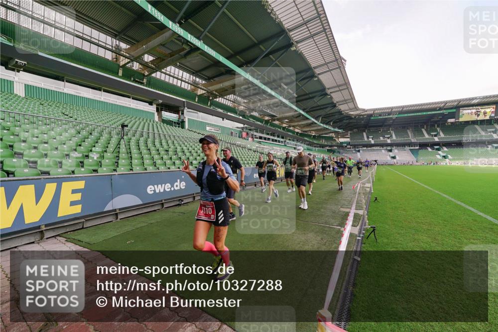 13.09.2026 - 21. swb-Marathon Bremen Michael Burmester http://msf.ph/oto/10327288 13.09.2026 13:32:15 Laufen im Stadion 122, 224, 295, 344, 350, 386, 487, 490, 617, 690, 786, 787, 840, 965, 1114, 1133, 1142, 1292, 1310, 1314, 1326, 1329, 1377, 1427, 1529, 1591, 1592, 1775, 1801, 1869, 1892, 1897, 1904, 1923, 2230, 2231, 2253, 2270, 2274, 2320, 2344, 2368, 2372, 2374, 2456, 2514, 2523, 2539, 2556, 2616, 2629, 2630, 2643, 2649, 2677, 2726, 2769, 2848, 2877, 2945, 2952, 3014, 3038, 3094, 3140, 3223, 3350, 3379, 3401, 3426, 3572, 3644, 3723, 3736, 3746, 3873, 3901, 3918, 3944 meine-sportfotos.de