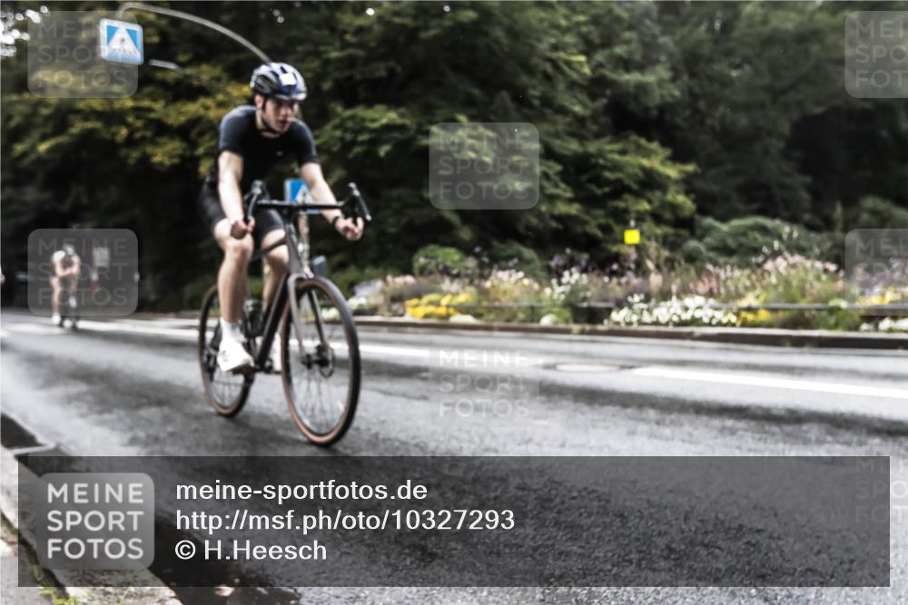 13.09.2026 - Stadtparktriathlon H.Heesch http://msf.ph/oto/10327293 13.09.2026 13:01:37 Radfahren 1224, 1293, 1308, 1326, 1382 meine-sportfotos.de